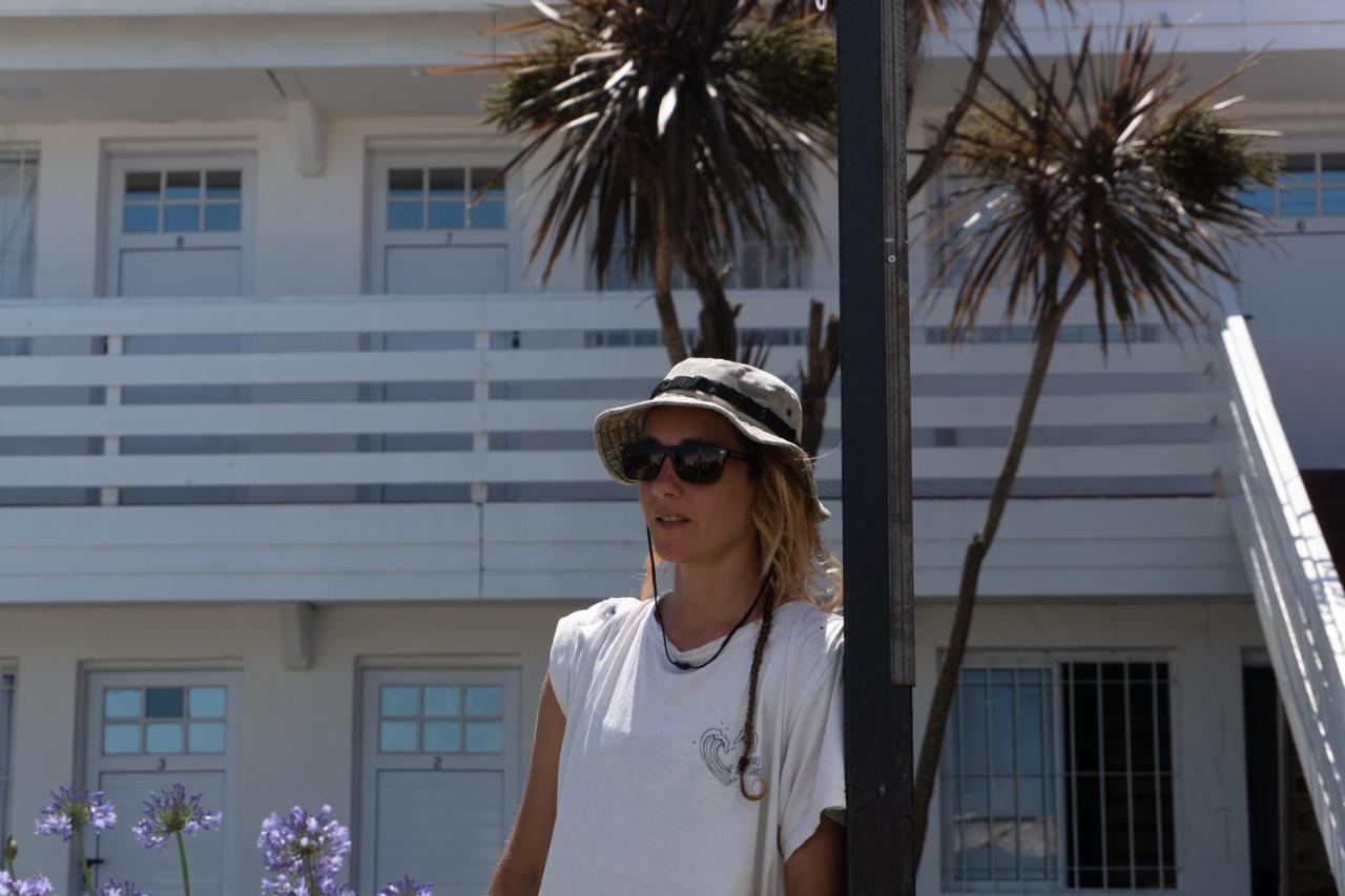 Hostal Acantilados Surf Ranch